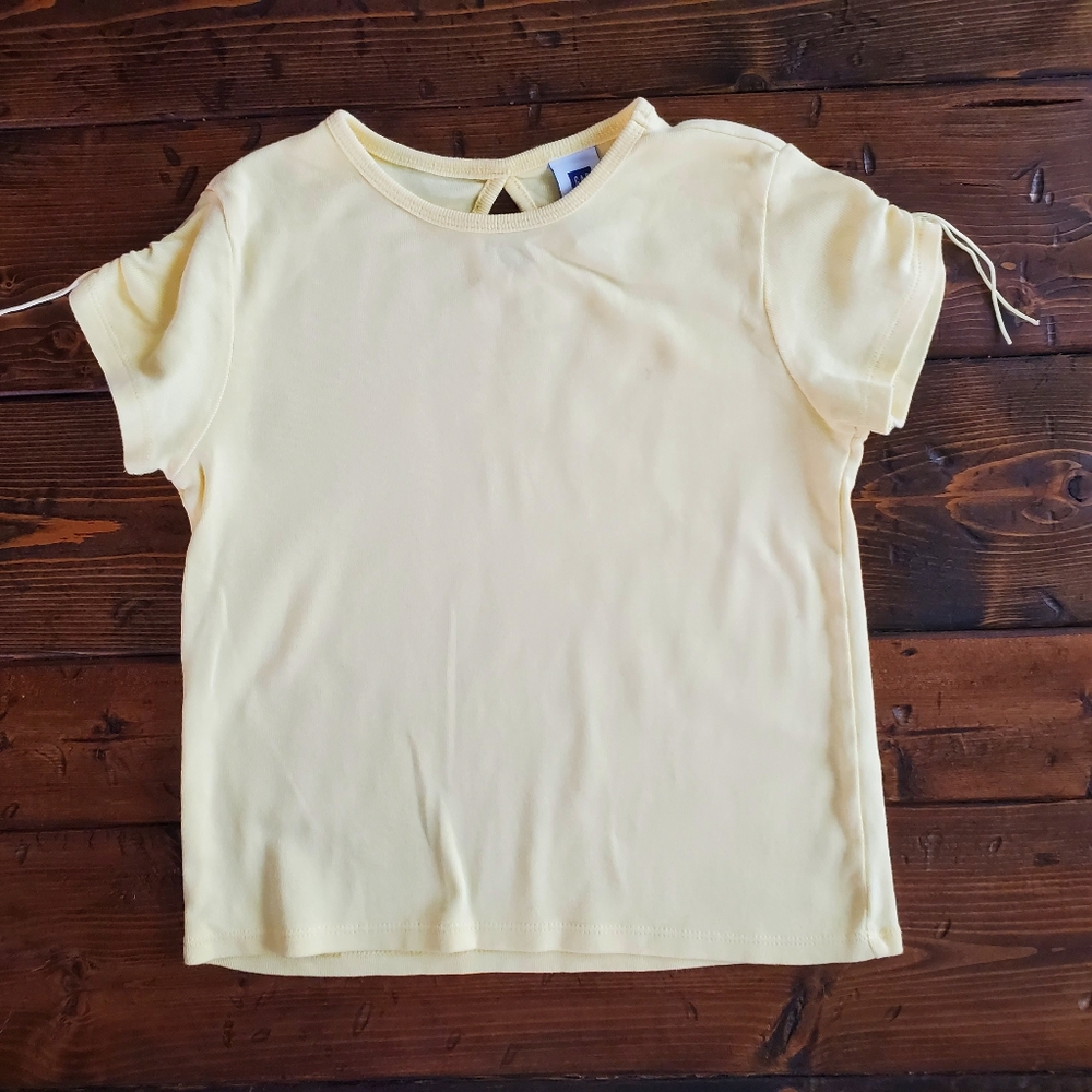 GAP yellow tie sleeve t-shirt sz M 7/8